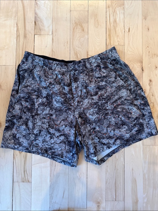 lululemon athletica Other - Men’s 6” XXL Lululemon Pace Breaker Shorts - Linerless